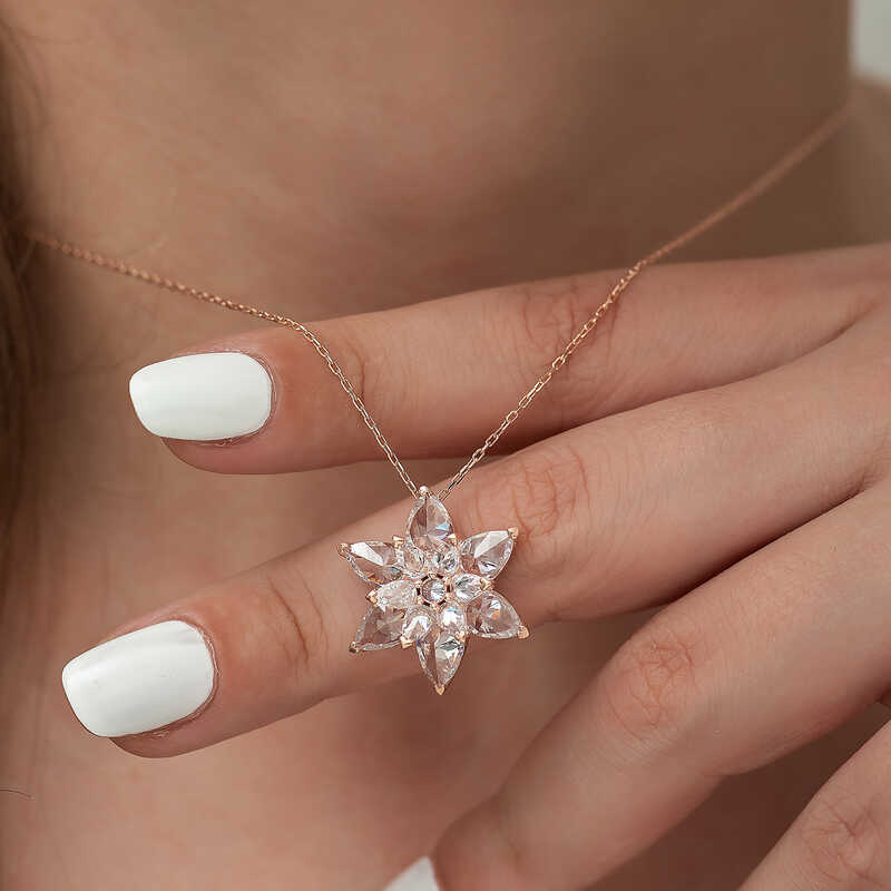 Gümüş Rose Beyaz Lotus Çiçeği Kolye - Görsel 3